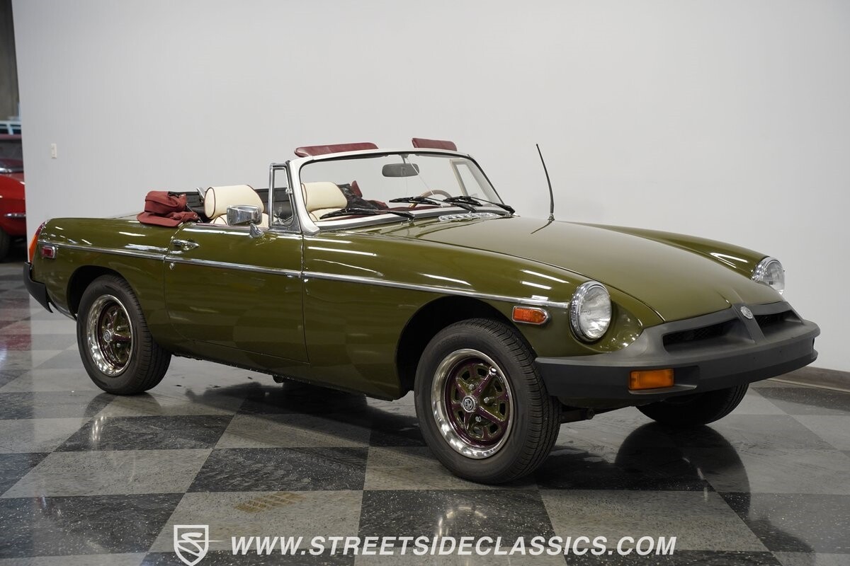 MG-MGB-1979-Convertible-15