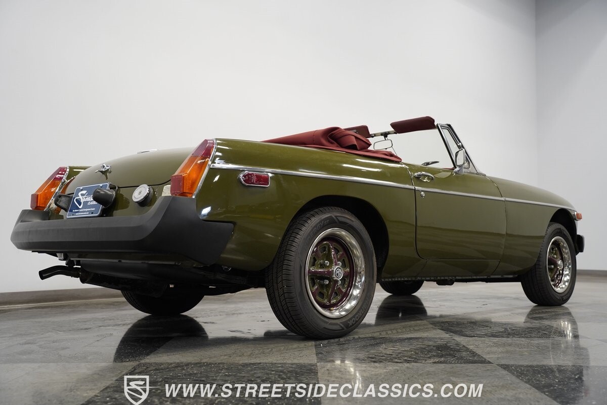 MG-MGB-1979-Convertible-27