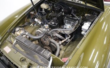 MG-MGB-1979-Convertible-3
