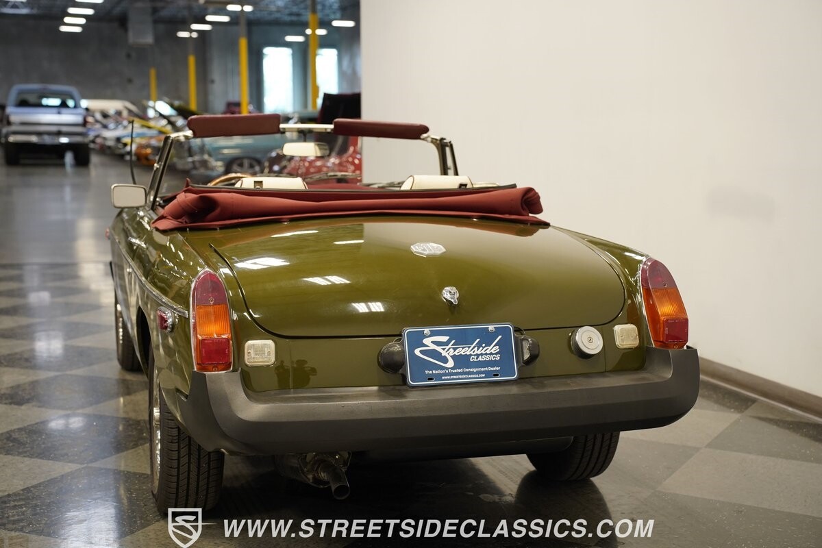 MG-MGB-1979-Convertible-9