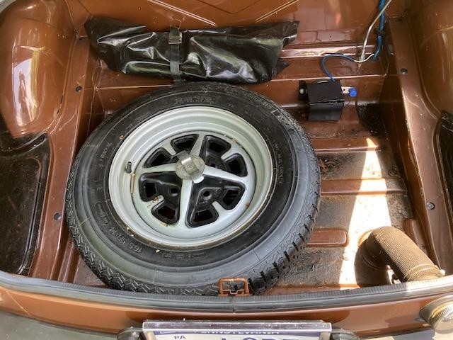 MG-MGB-1980-Convertible-13