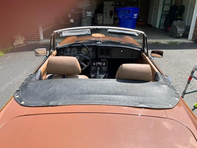 MG-MGB-1980-Convertible-4