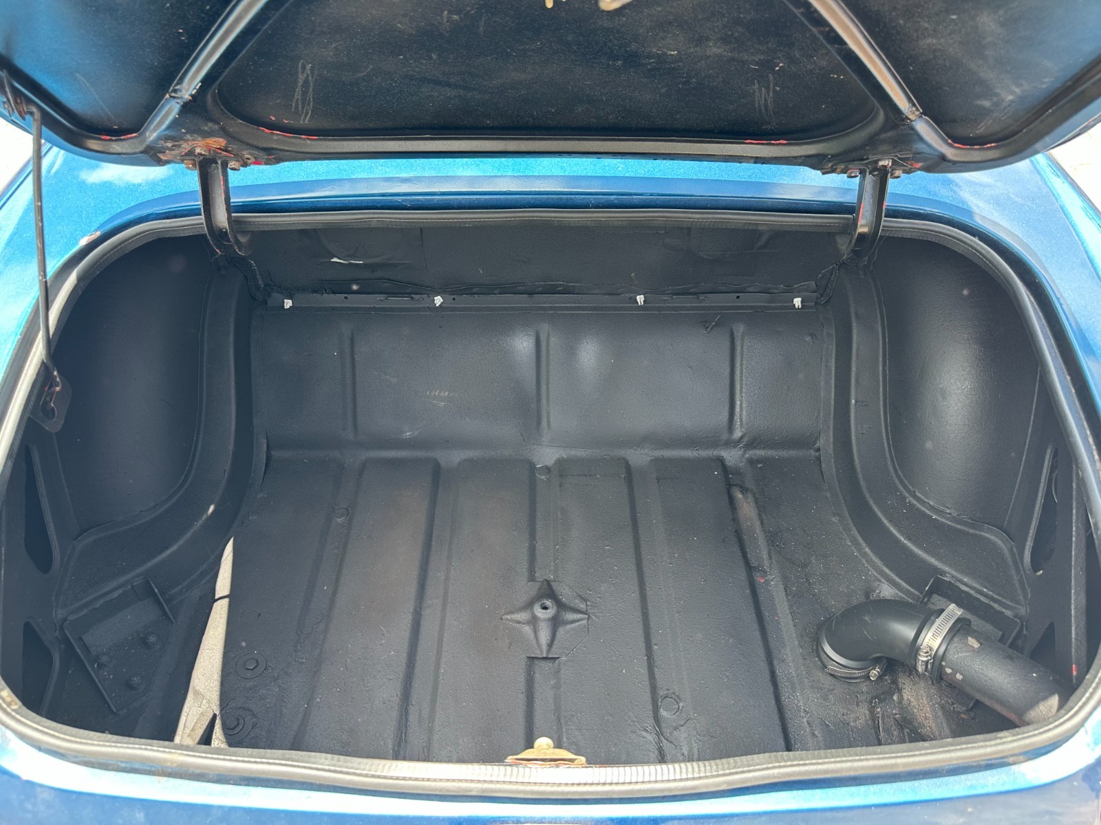 MG-Midget-1966-Convertible-11
