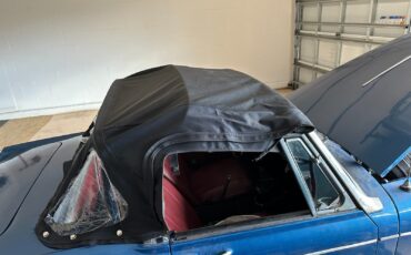 MG-Midget-1966-Convertible-16