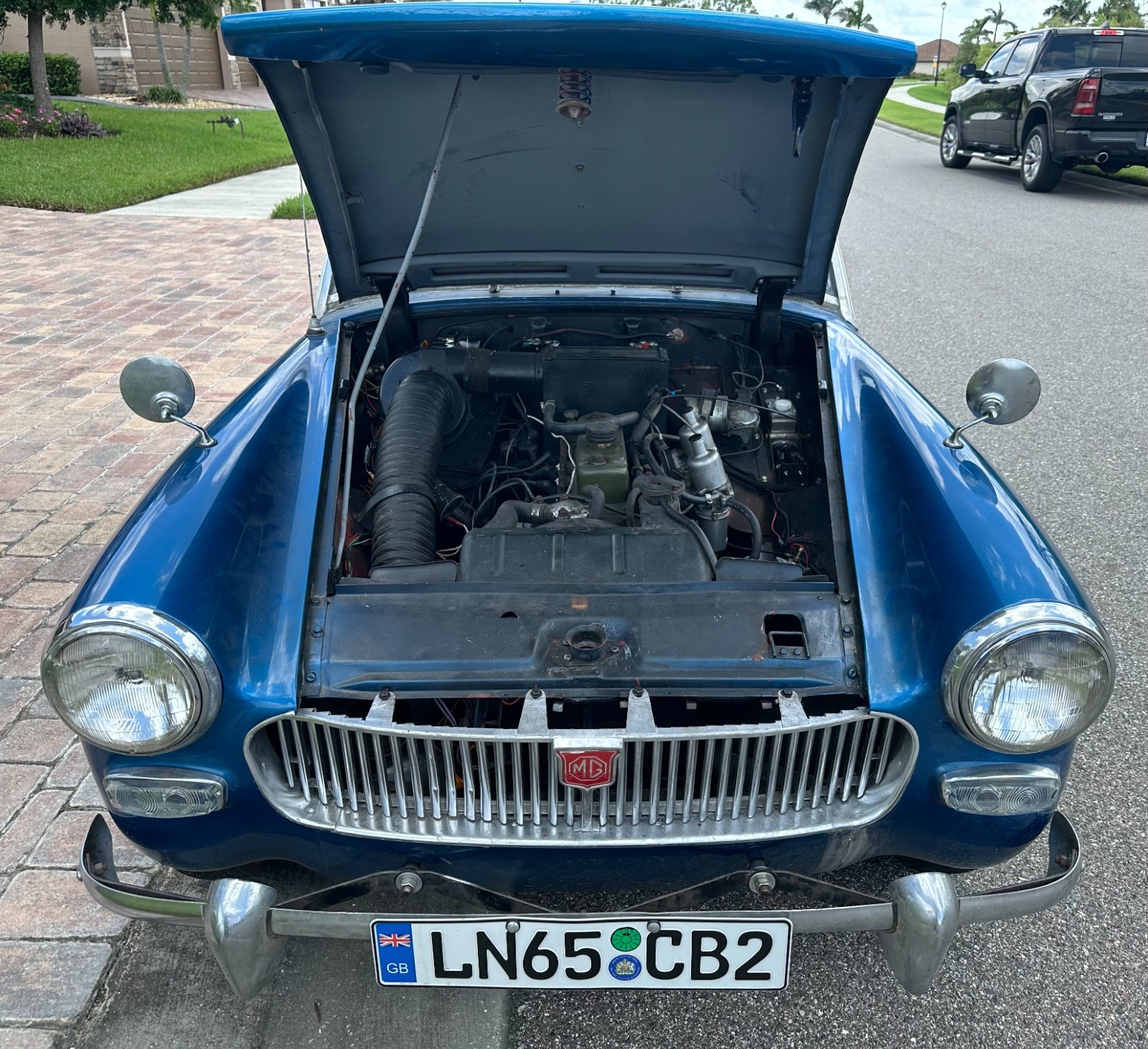 MG-Midget-1966-Convertible-4