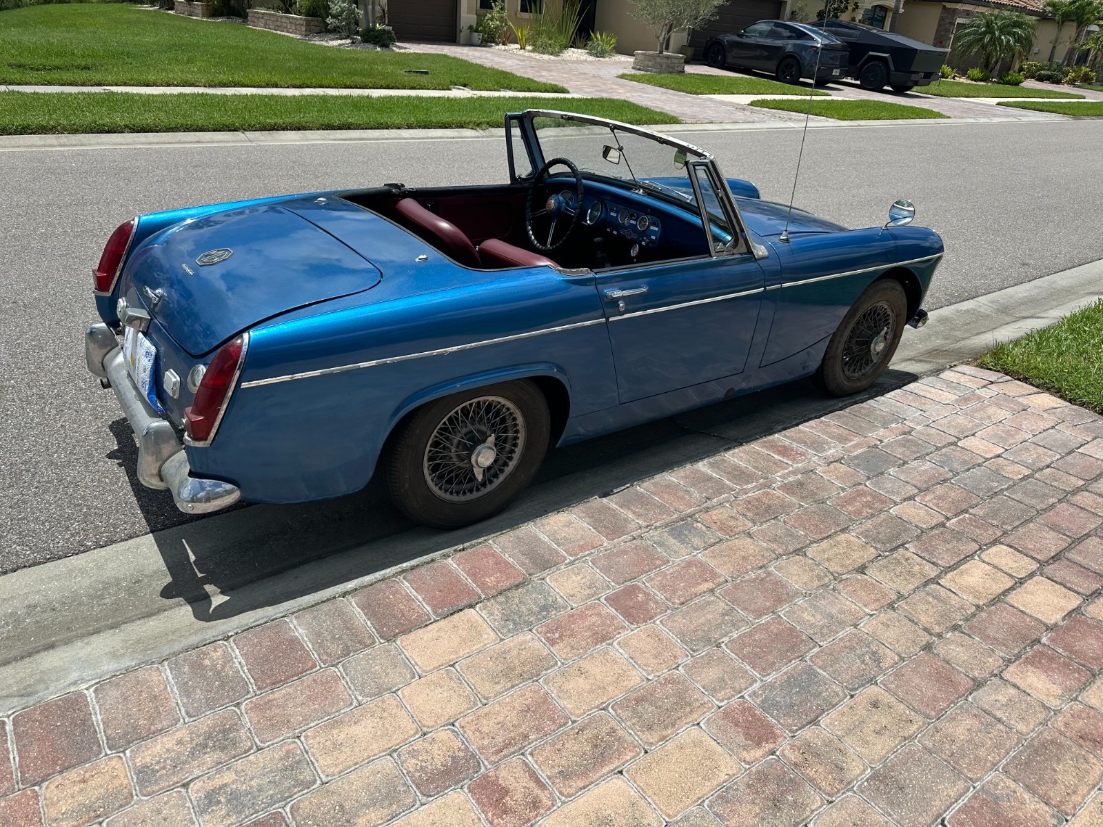 MG-Midget-1966-Convertible-8