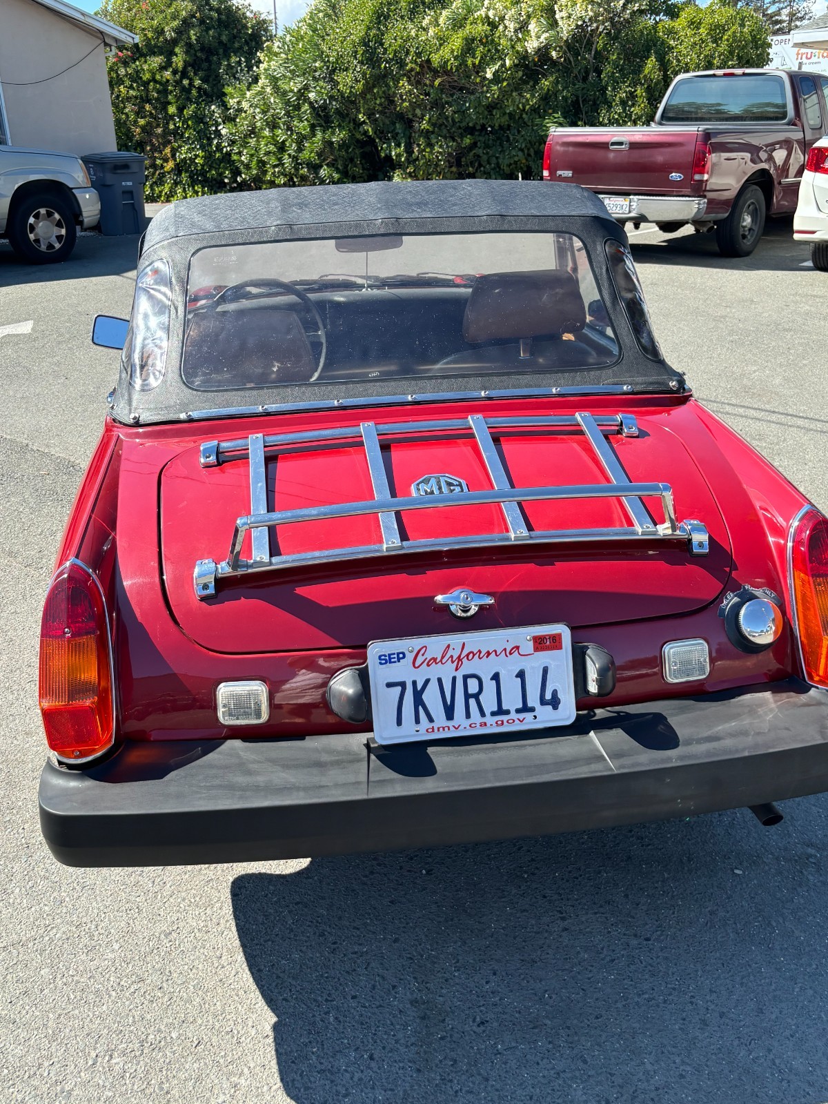 MG-Midget-1979-Convertible-3