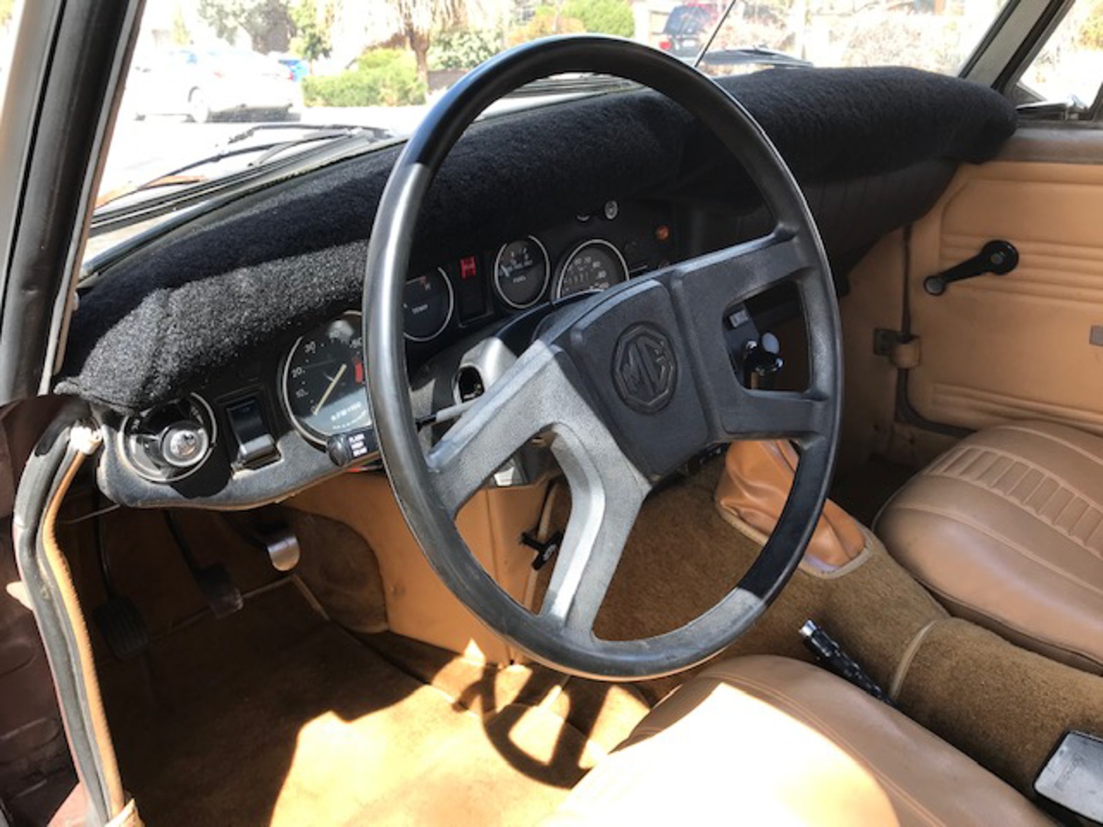 MG-Midget-1979-Convertible-8