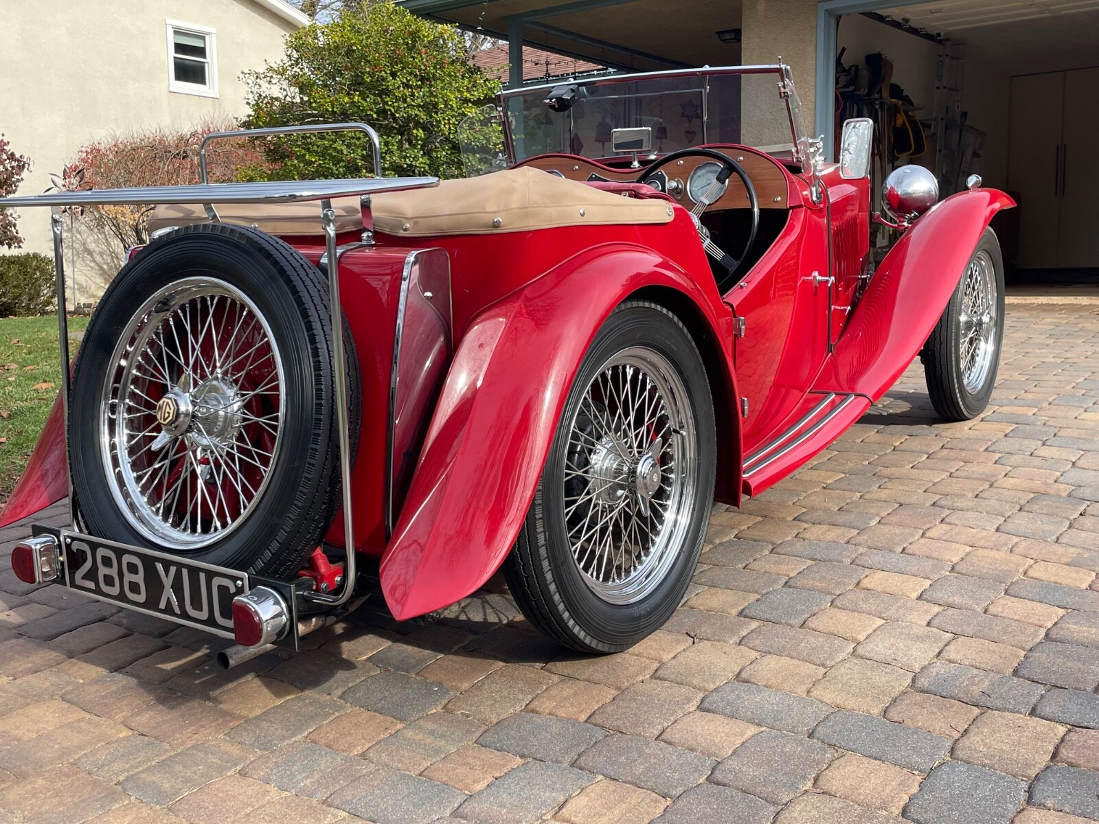 MG-T-Series-1947-Convertible-7