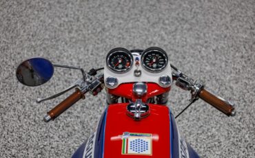 MV-Agusta-750S-1973-18