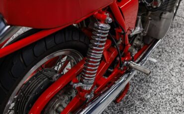 MV-Agusta-750S-1973-20