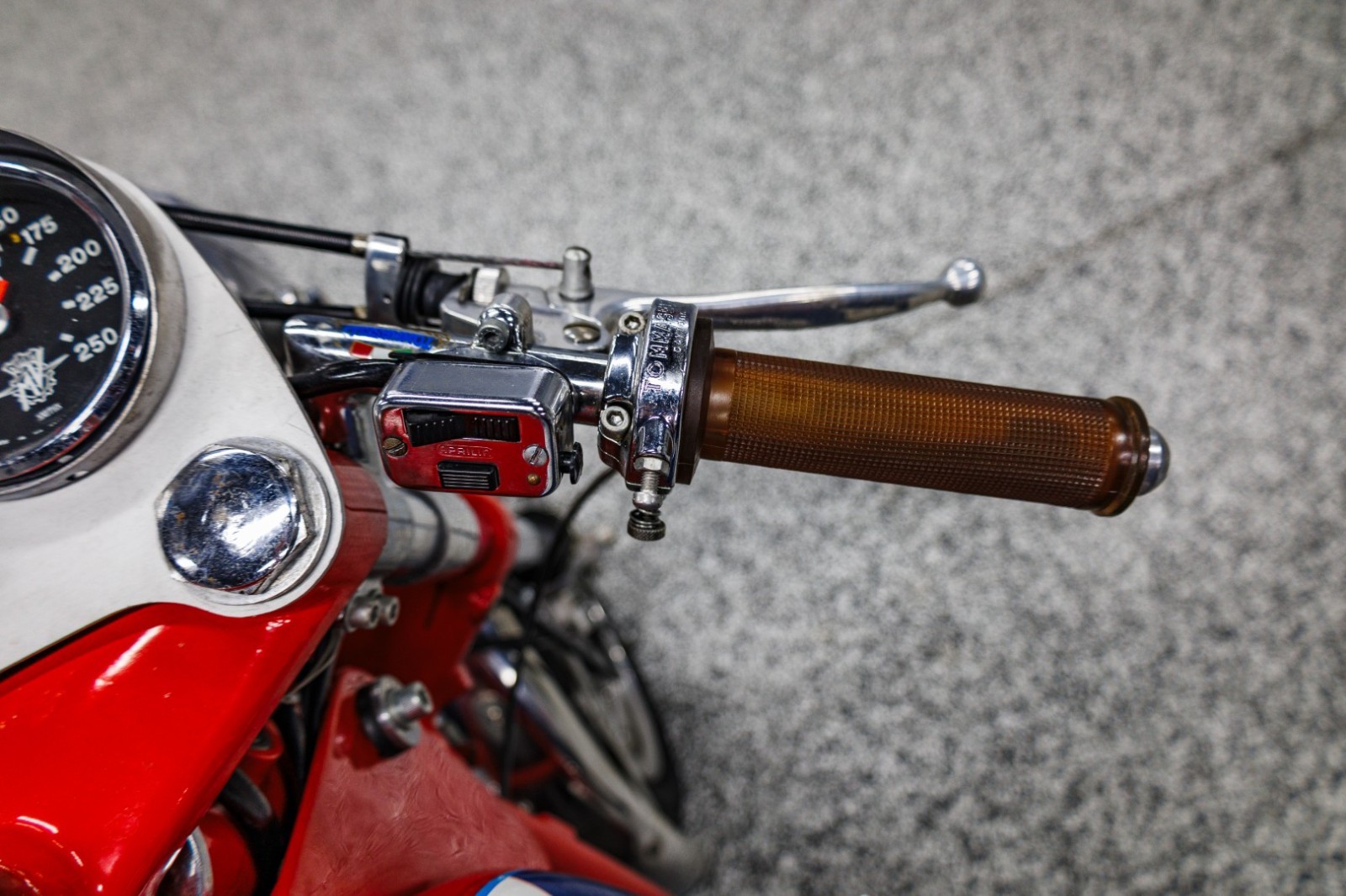 MV-Agusta-750S-1973-21