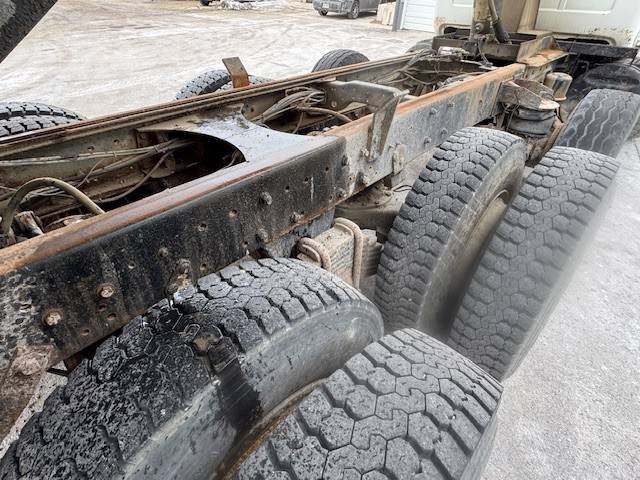 Mac-tri-axle-diesel-1985-6