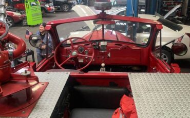 Mack-1959-red-1