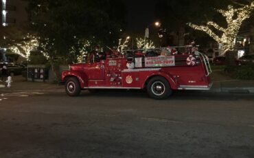 Mack-1959-red-8
