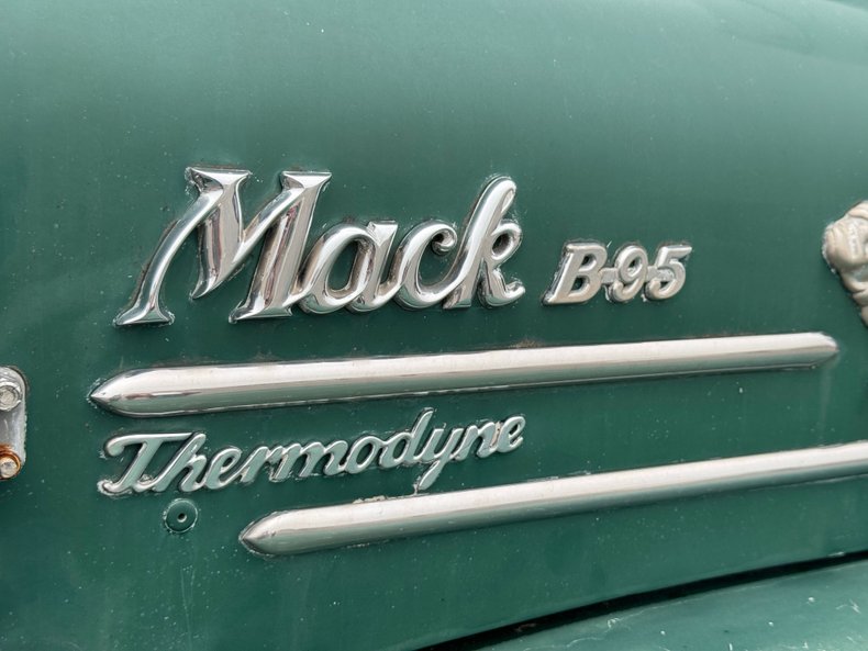 Mack-Other-1962-Mack-Green-Green-10