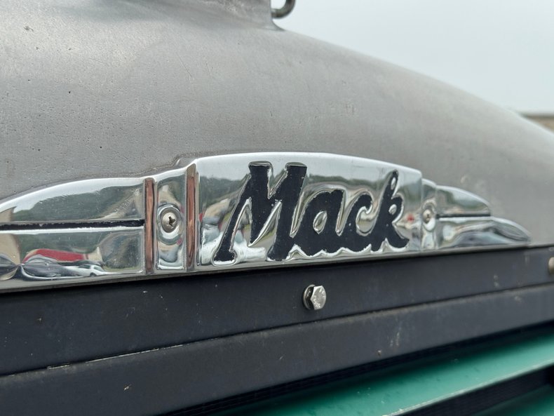 Mack-Other-1962-Mack-Green-Green-8