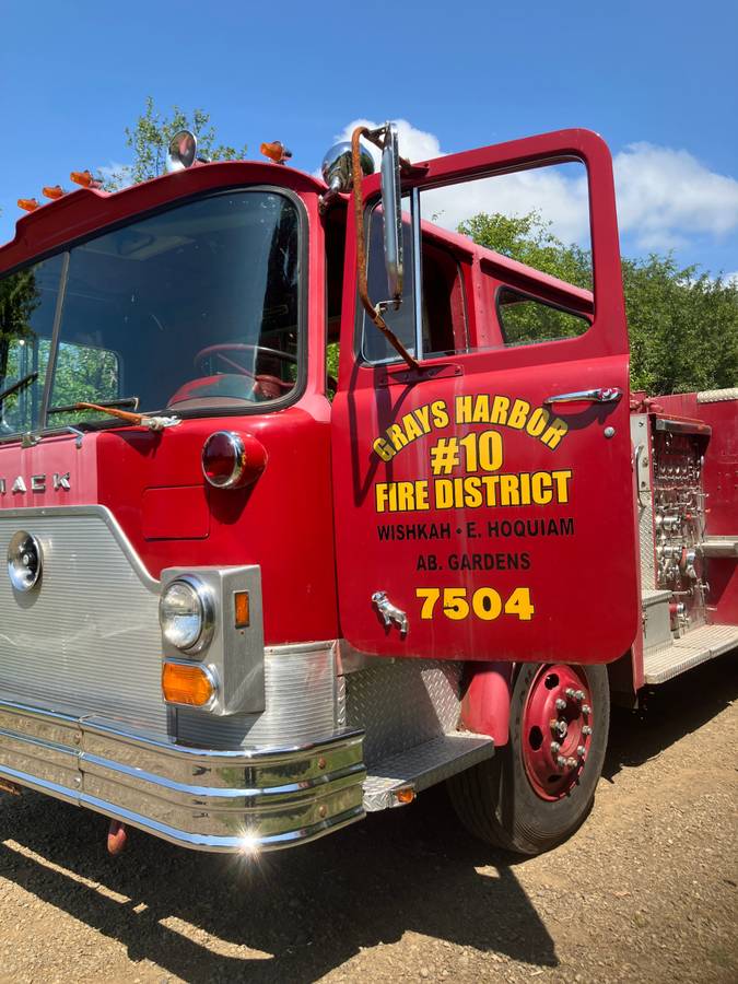 Mack-cf-6-diesel-1971-red-3