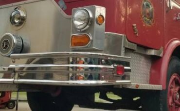 Mack-cf600-diesel-1973-red-1