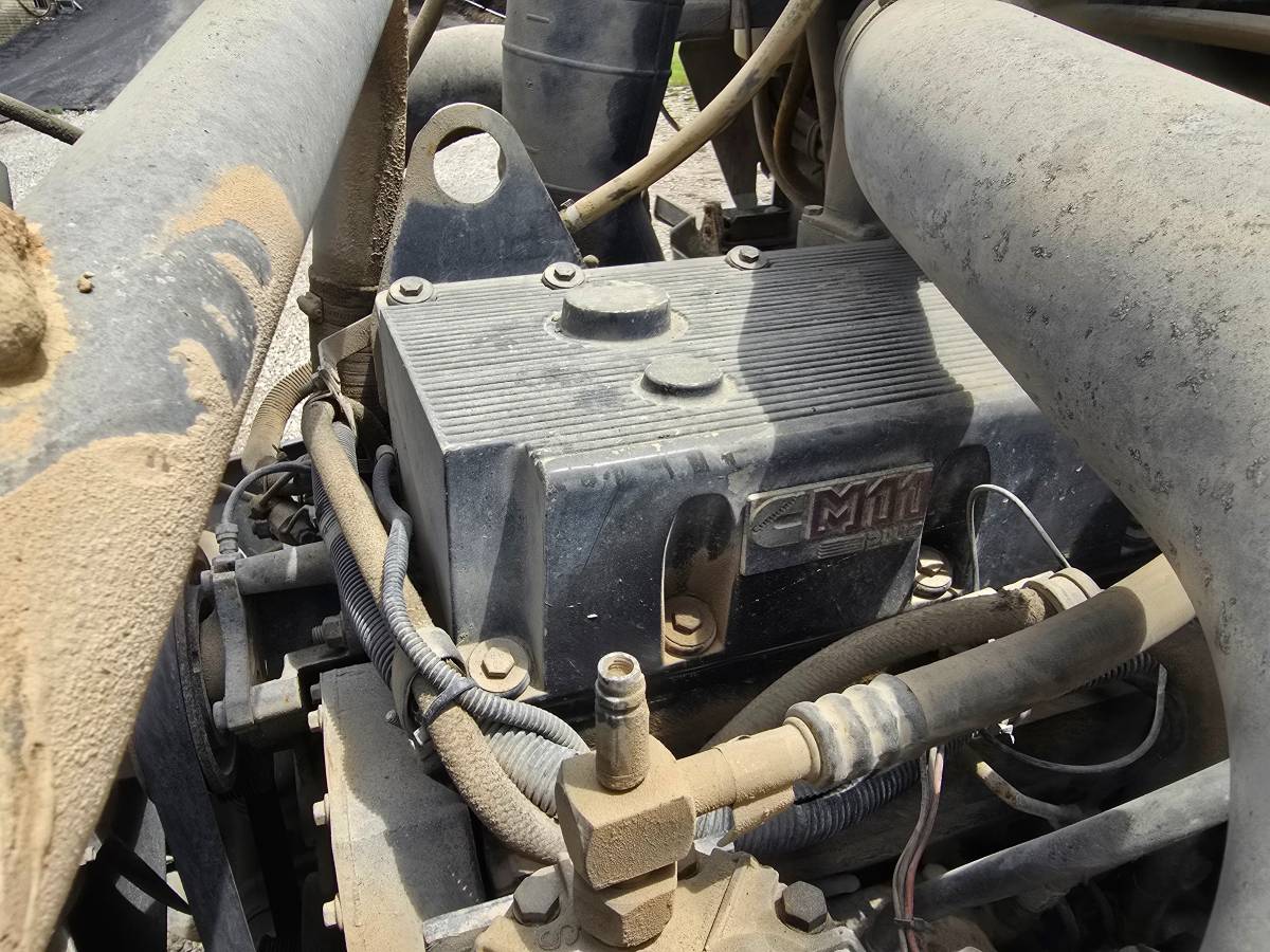 Mack-ch613-diesel-1994-5