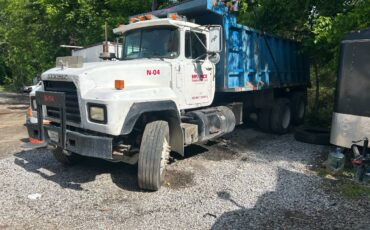 Mack-diesel-1991-blue-5