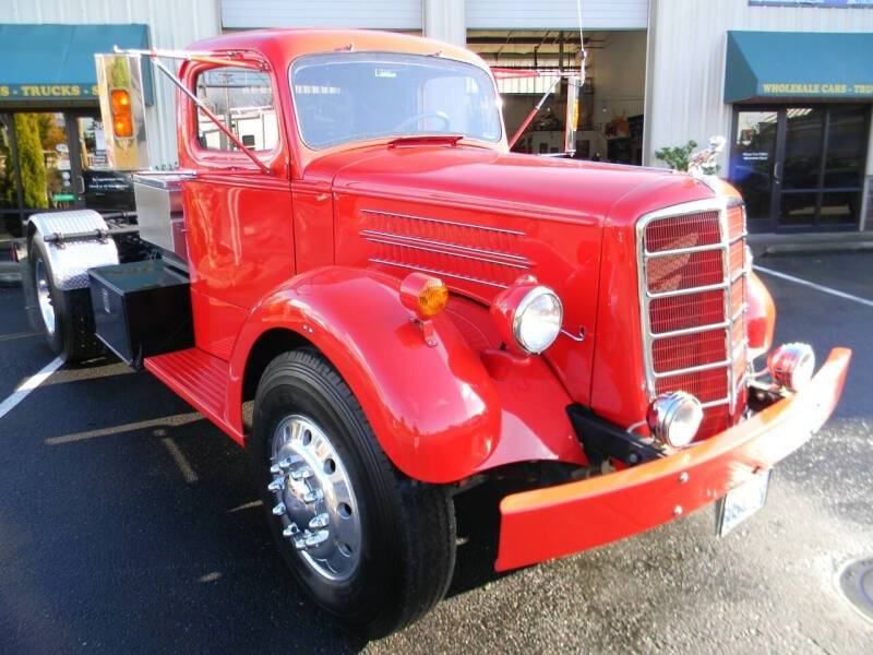Mack-eqt-1949-red-10