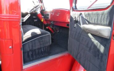 Mack-eqt-1949-red-14