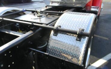 Mack-eqt-1949-red-21