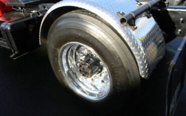 Mack-eqt-1949-red-23