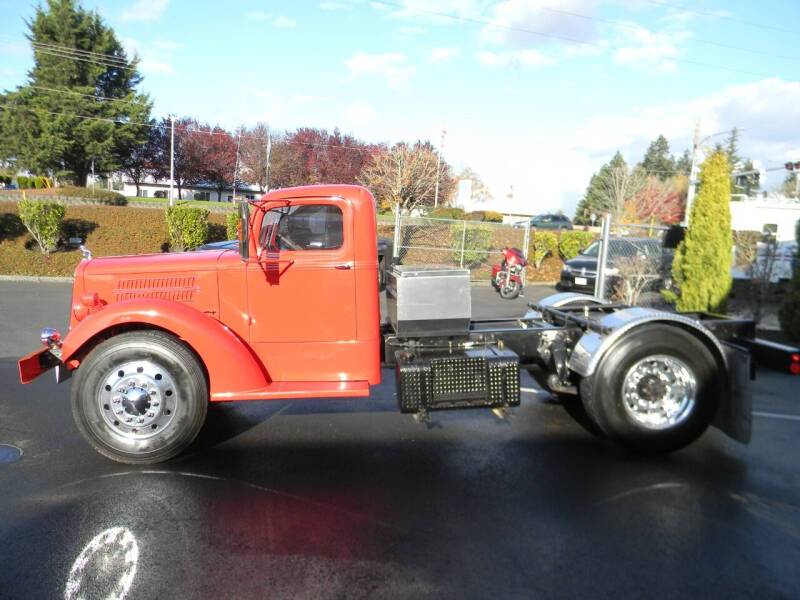 Mack-eqt-1949-red-4