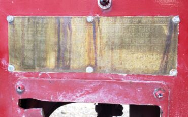 Mack-model-70-1941-red-10