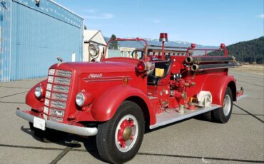 Mack-model-70-1941-red-2