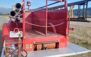 Mack-model-70-1941-red-3