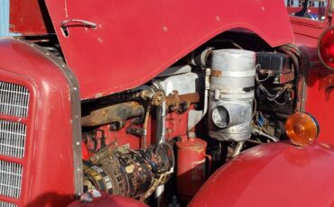 Mack-model-70-1941-red-4
