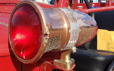 Mack-model-70-1941-red-5