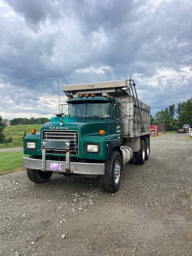 Mack-rd688-diesel-1995