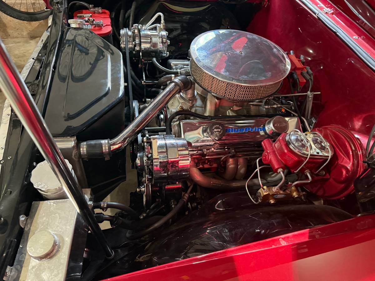 Malibu-1966-red-4