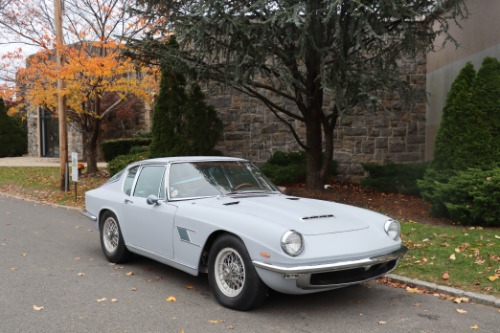Maserati-Mistral-1968-Primer-Black