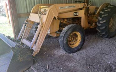 Massey-ferguson-202-1980-yellow