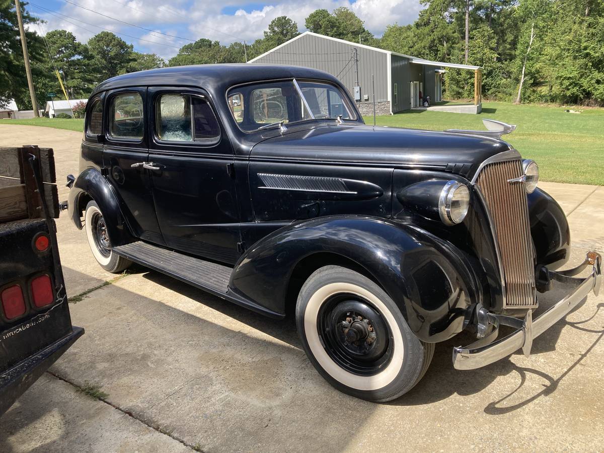 Master-deluxe-1937-black-1