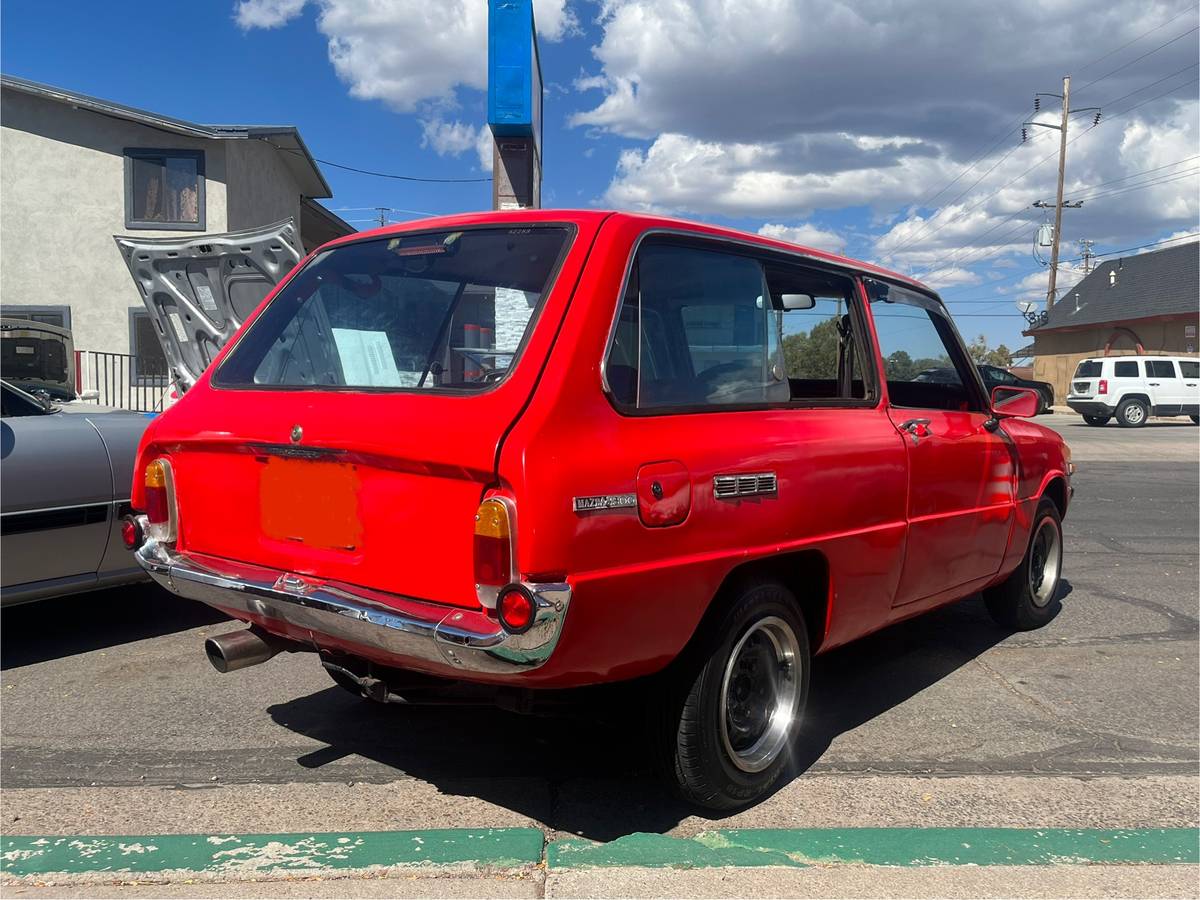 Mazda-1300-wagon-2-door-1971-red-10