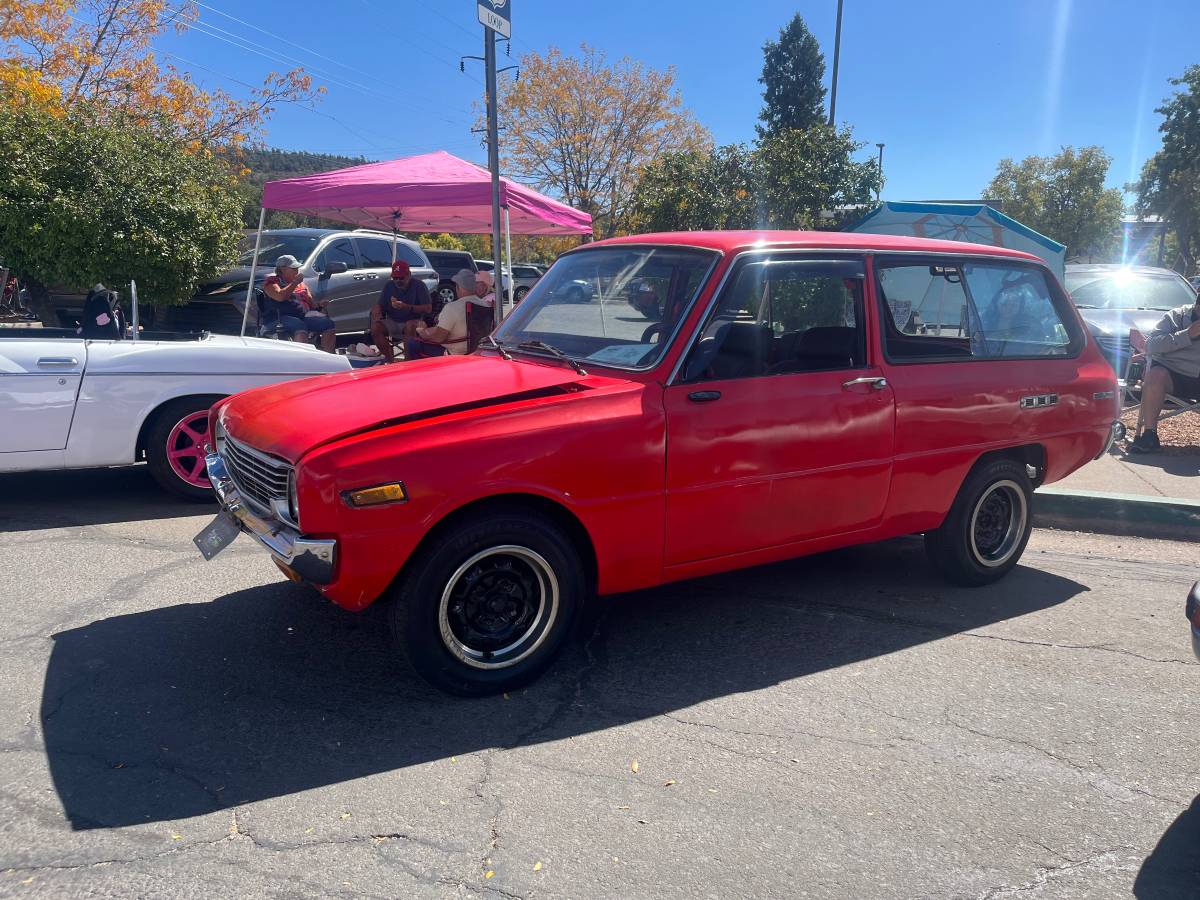 Mazda-1300-wagon-2-door-1971-red-14