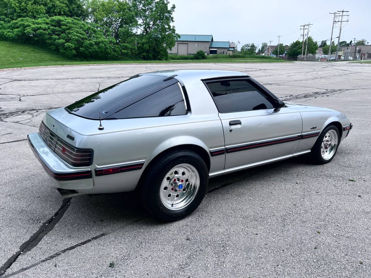 Mazda-1983-2