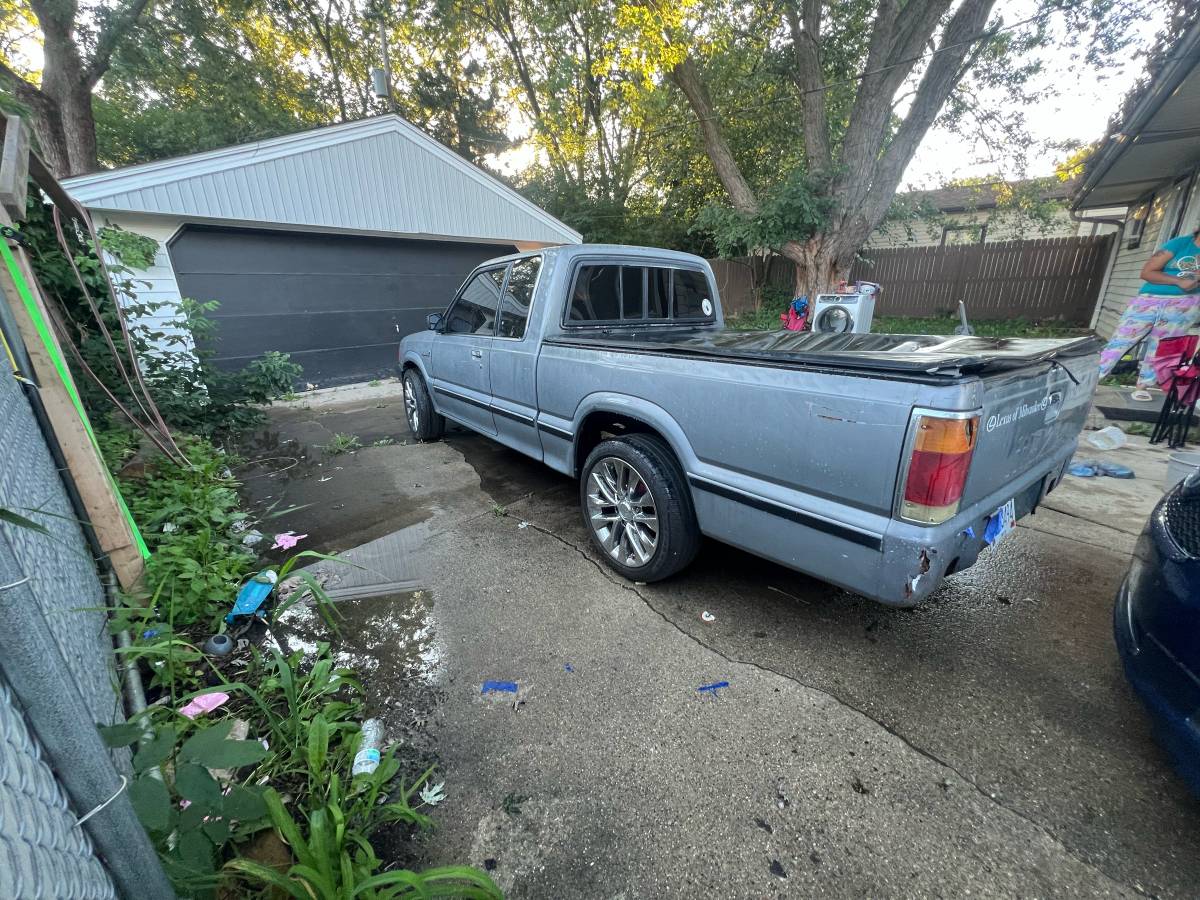 Mazda-1991-grey-1