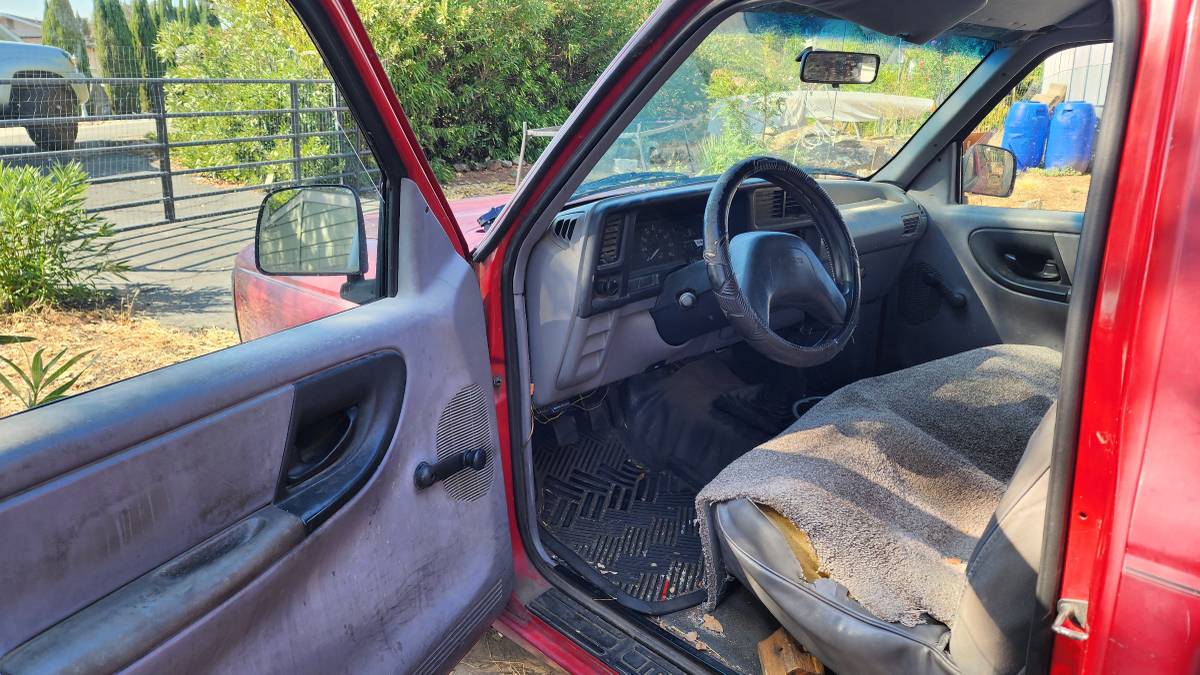 Mazda-1994-red-8