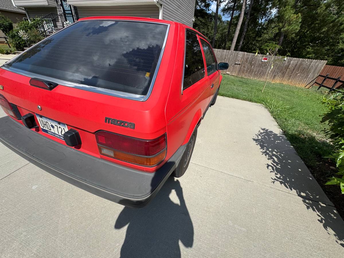 Mazda-323-1987-red-2