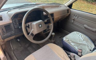 Mazda-323-1988-brown-5