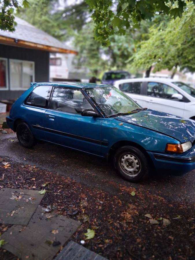 Mazda-323-1993-blue-1