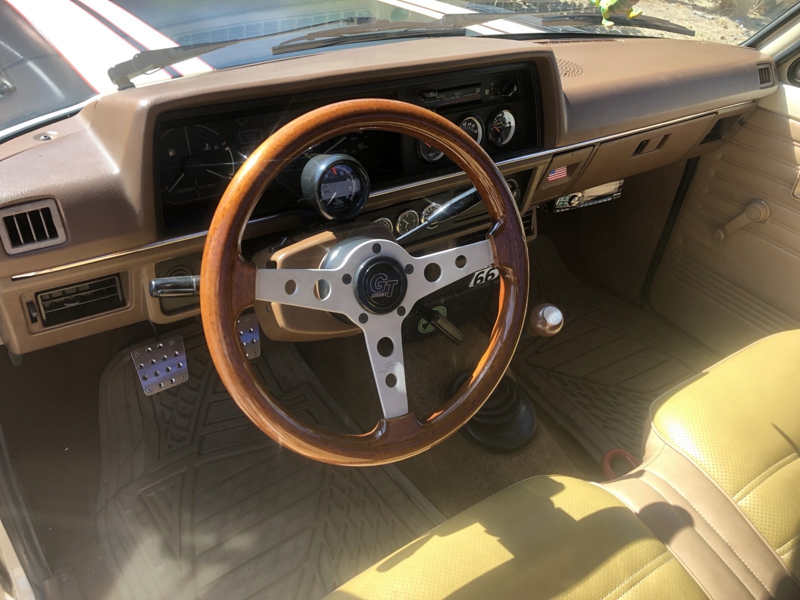 Mazda-B-Series-Pickups-1984-12