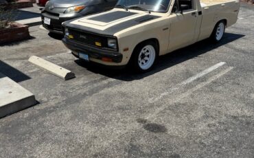 Mazda-B-Series-Pickups-1984-4